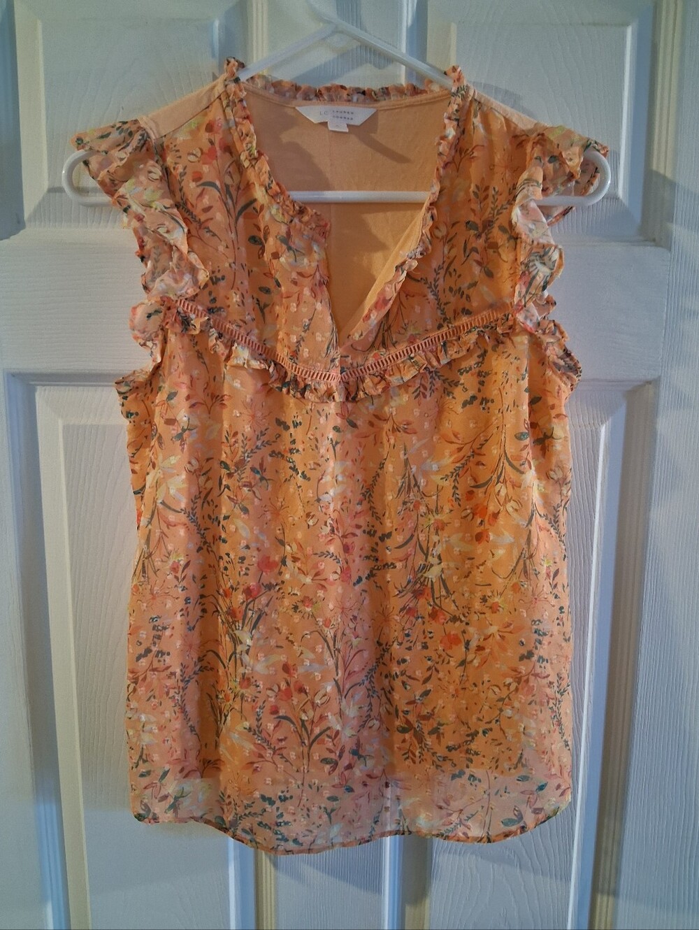 LC Lauren Conrad Peach Floral Ruffle V-Neck Camisole